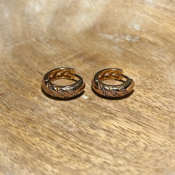 CZ Huggies Gold Vermeil Over 925 Sterling Silver Earrings - Picture 3 of 12